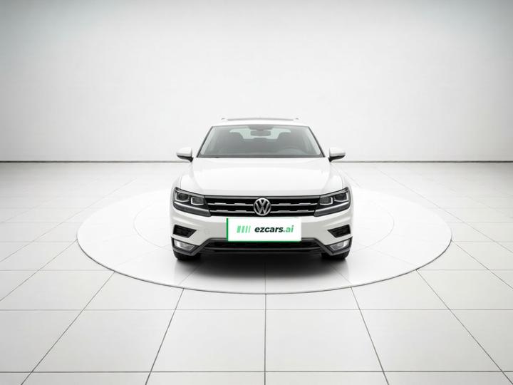 Tiguan L 2017 330TSI AT RWD photo 2