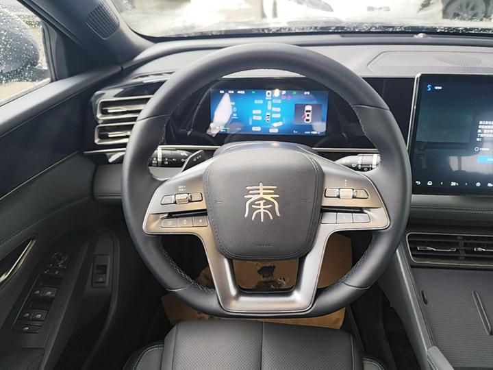 Qin L 2025 DM-i ADAS 80KM Leading photo 5