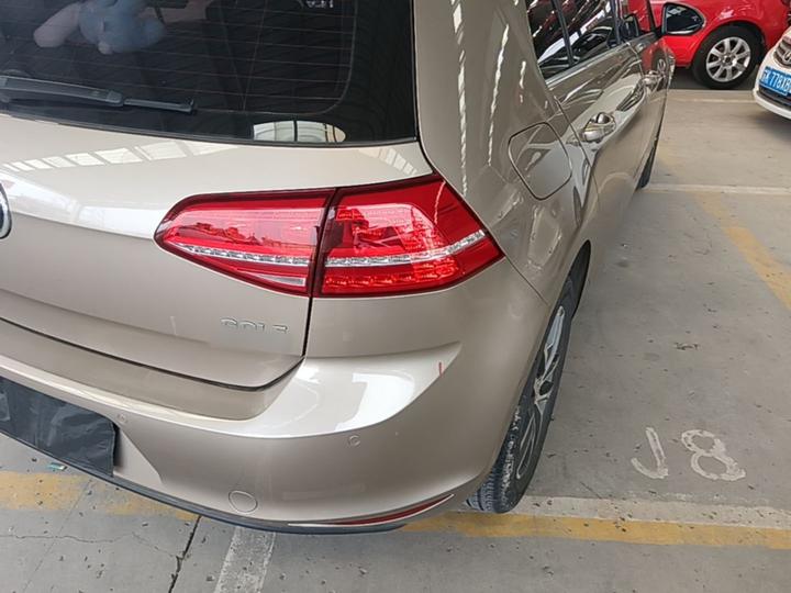 Golf 2016 230TSI AT Luxury photo 7