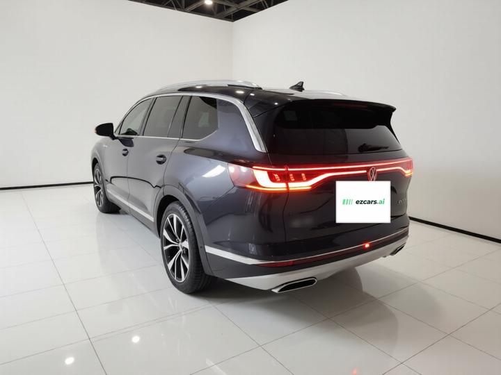 2022 530TSI AWD Flagship Pro 7-Seater photo 4