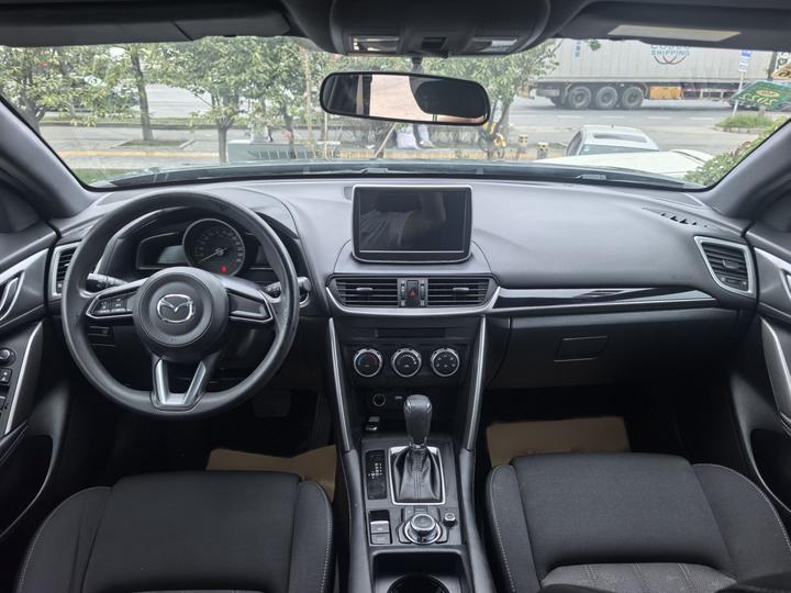CX-4 2018 2.0L AT RWD photo 8