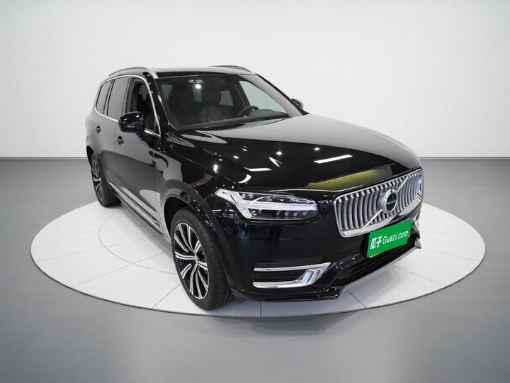 XC90 2022 B6 Luxury 7-Seater photo 3