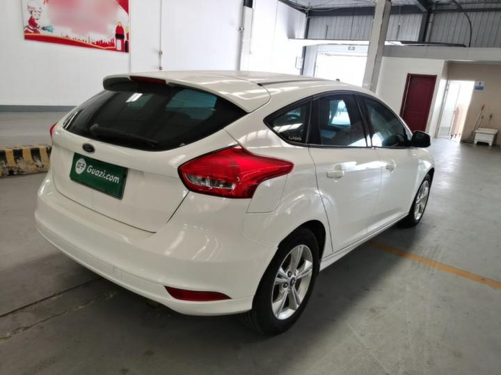 Focus 2018 Hatchback Classic 1.6L AT Comfort photo 4