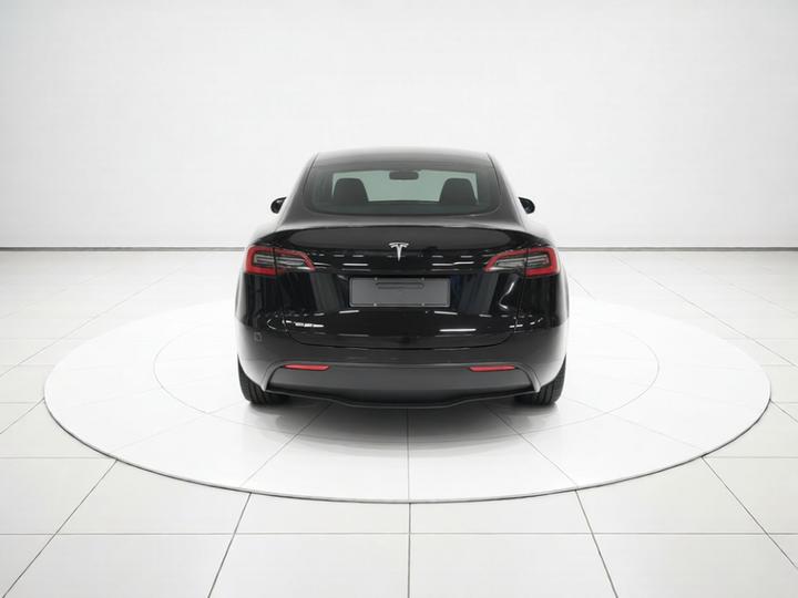 Model Y 2022 RWD photo 5
