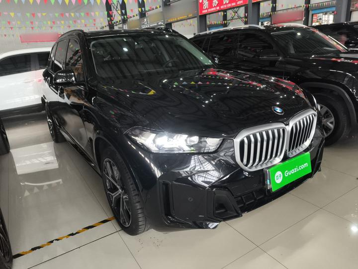 X5 2023 xDrive 30Li Exclusive M M Sport Night Package photo 3