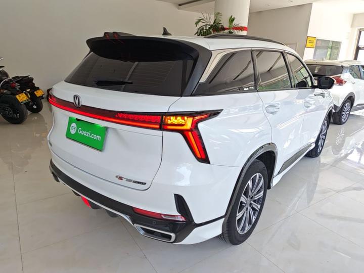 CS75 PLUS 2023 3rd Gen 1.5T AT Premium photo 4