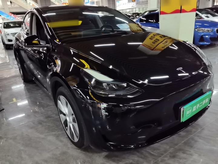 Model Y 2023 RWD photo 3