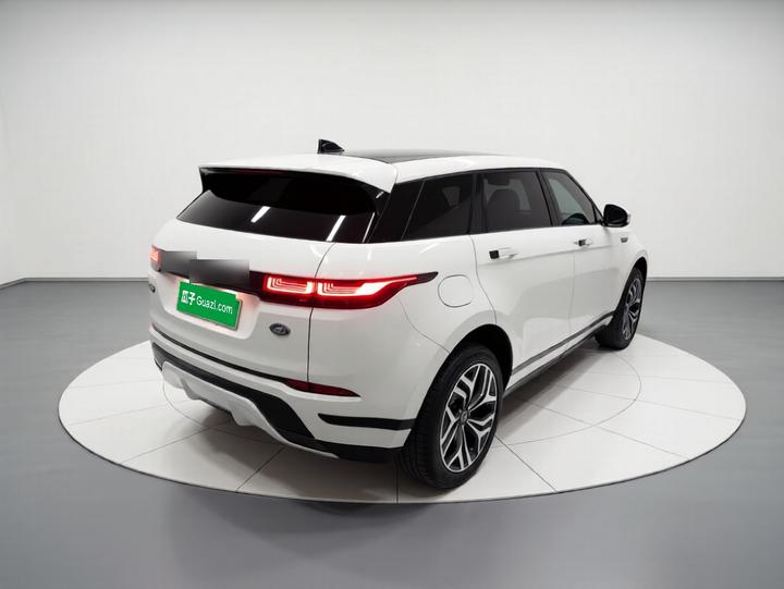 Range Rover Evoque EV 2023 Evoque L P300e photo 6