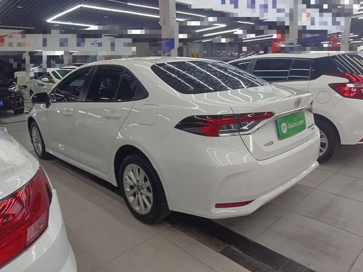 Corolla 2019 1.2T S-CVT GL-i Luxury photo 4