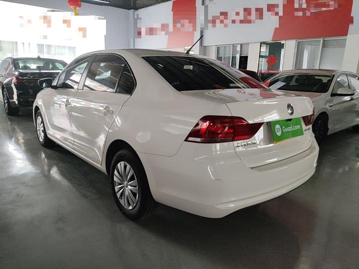 Santana 2019 1.5L AT China VI photo 4