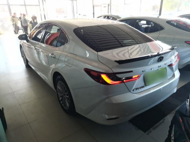 Camry 2026 2.0GVP Luxury photo 4