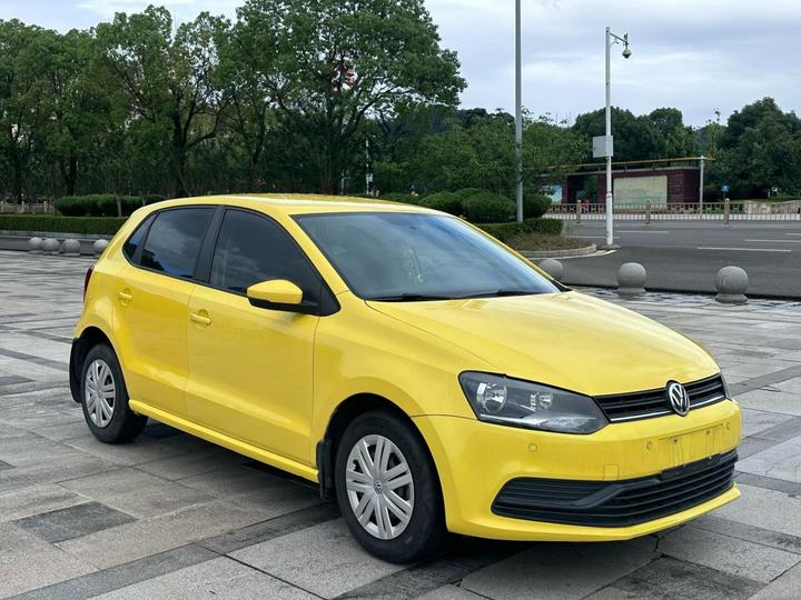 Polo 2016 1.4L AT photo 3