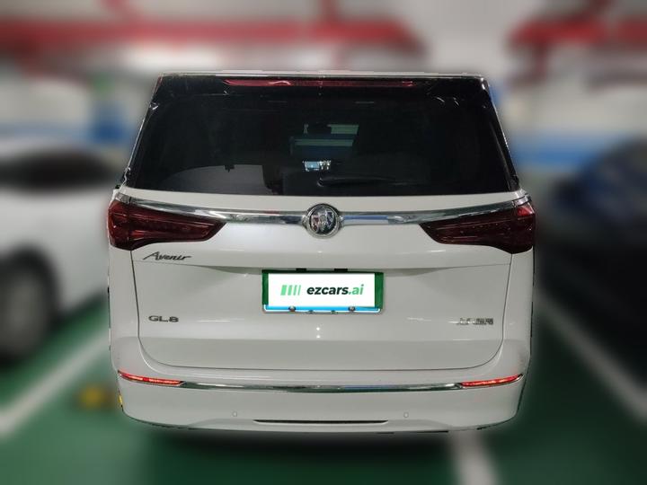 GL8 2022 Avenir 6-Seater photo 5