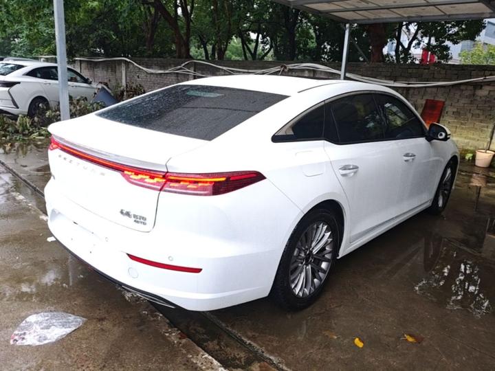 Bestune B70 2024 4th Gen 2.0T photo 4