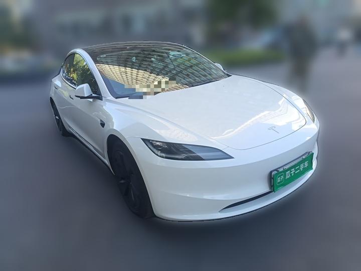 Model 3 2023 Long Range AWD photo 3