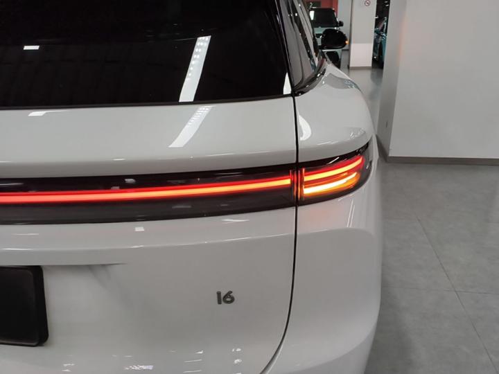Li Auto i6 2025 AWD Standard photo 7