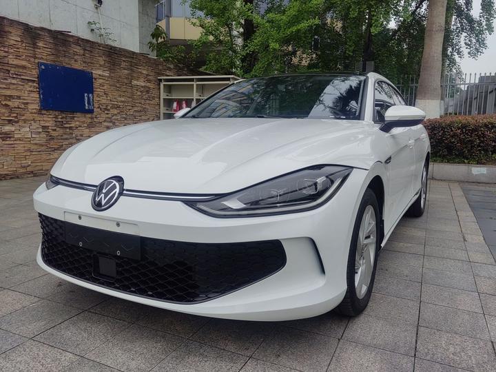2022 Lamando L 280TSI DSG photo 4