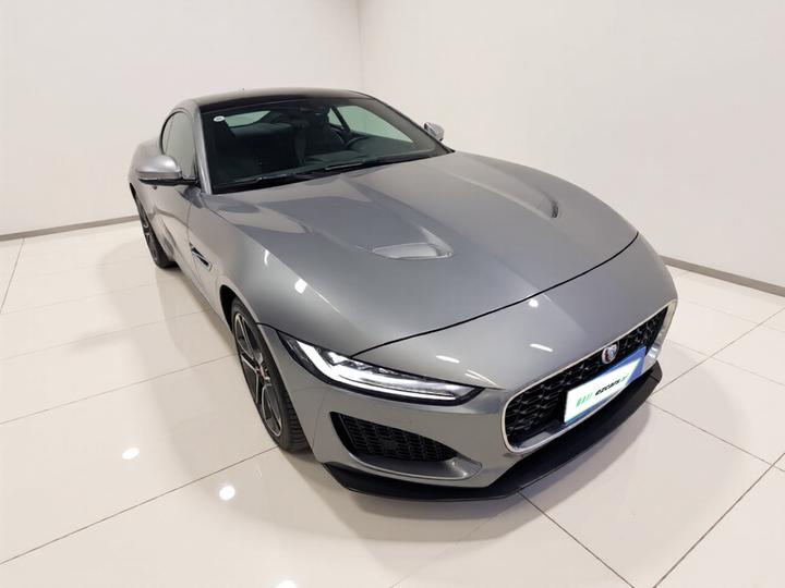 F-TYPE 2023 P300 Coupe photo 3