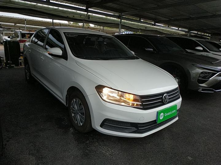 Santana 2021 1.5L AT photo 3