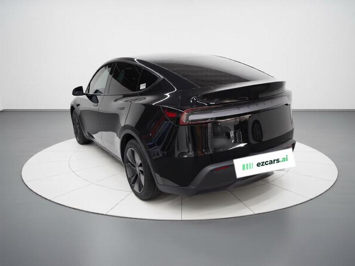 Model Y 2026 RWD photo 4