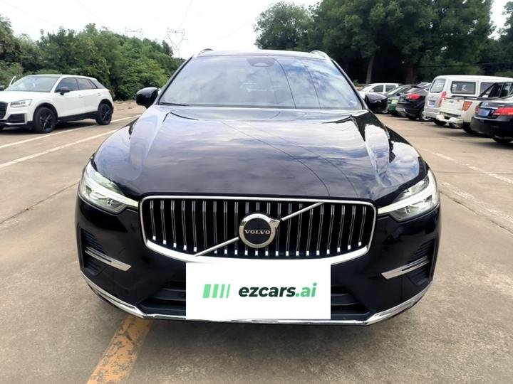 XC60 2024 B5 AWD Luxury photo 2