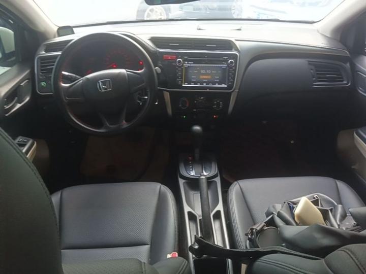 2015 1.5L CVT Comfort photo 5