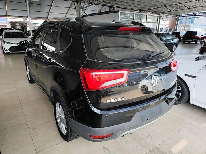560 2016 1.8L MT Comfort photo 4