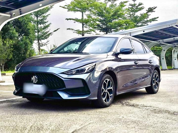 MG5 2022 180DVVT CVT