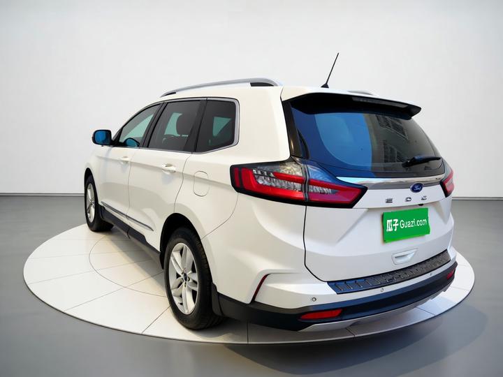 Edge 2021 PLUS EcoBoost 245 RWD 5-Seater photo 4