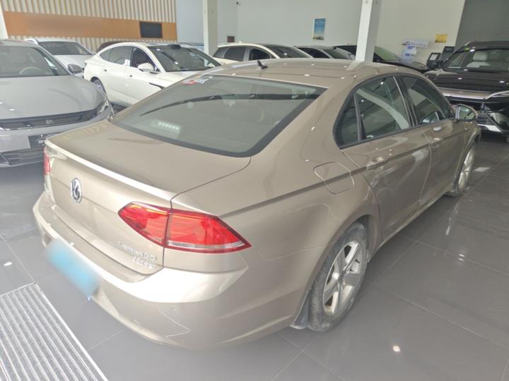 Lamando 2018 230TSI DSG photo 4