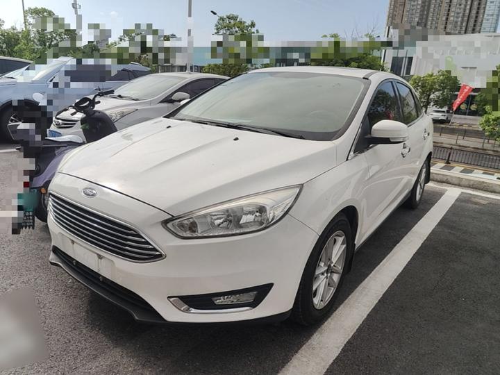 Focus 2015 Sedan 1.6L AT