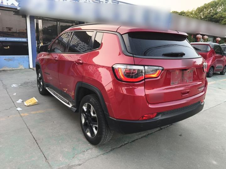Compass 2017 200TS AT Performance AWD photo 4