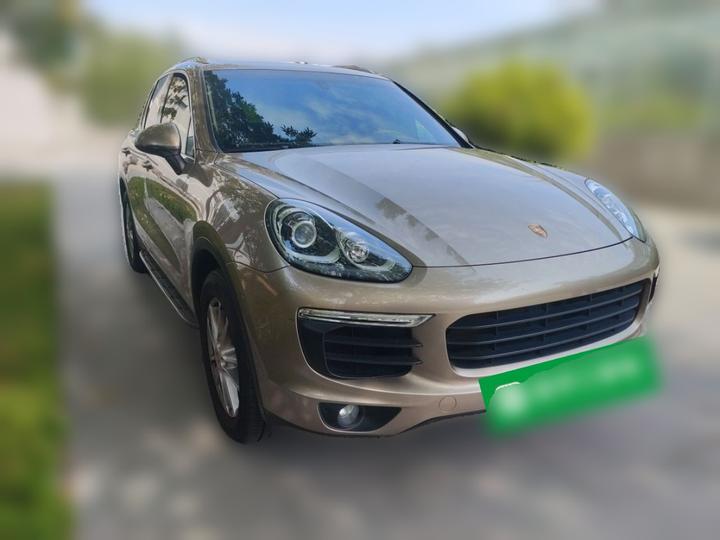 2015 Cayenne 3.0T photo 3