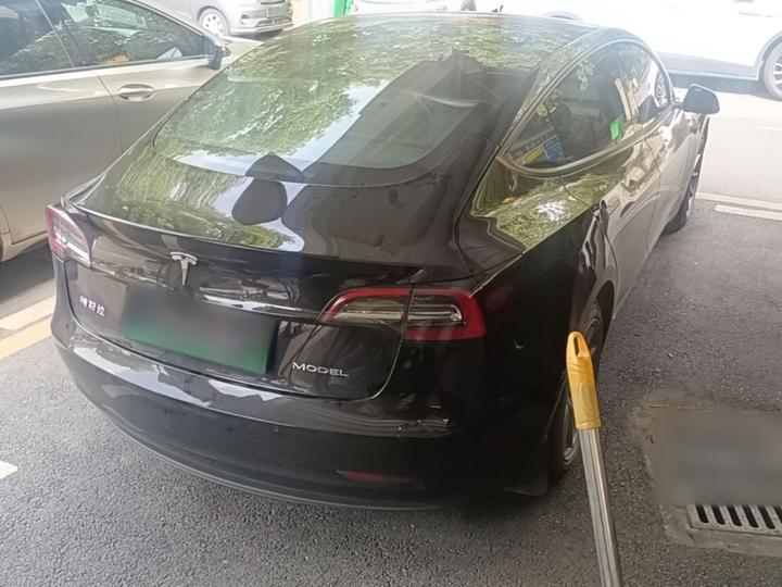 Model 3 2022 RWD photo 4