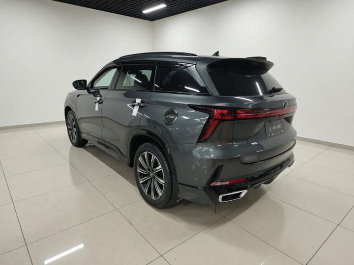CS75 PLUS 2023 3rd Gen 1.5T AT Premium photo 4