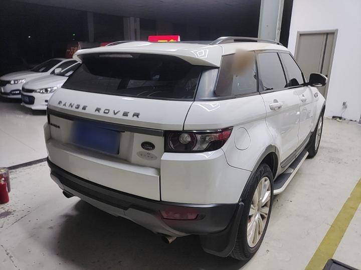 Range Rover Evoque 2015 2.0T 5-Door photo 6