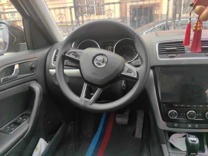 Yeti 2017 TSI300 DSG photo 7