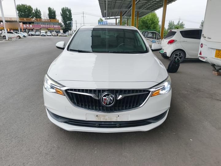 Excelle 2019 18T AT Elite China VI photo 2