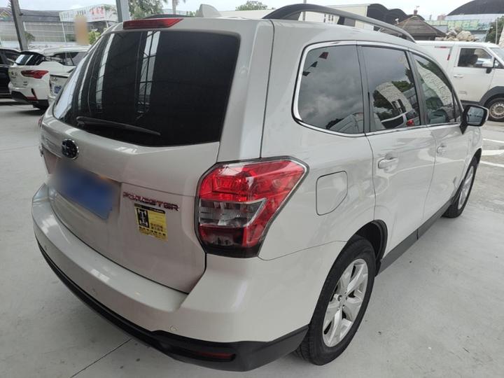 Forester 2014 2.5i AT Elite photo 4