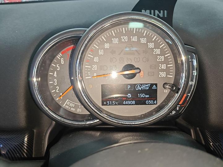 2019 1.5T COOPER ALL4 Wagon photo 3