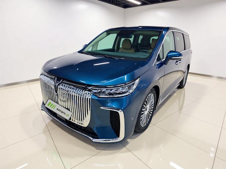 Voyah Dreamer 2025 PHEV AWD Flagship Qiankun