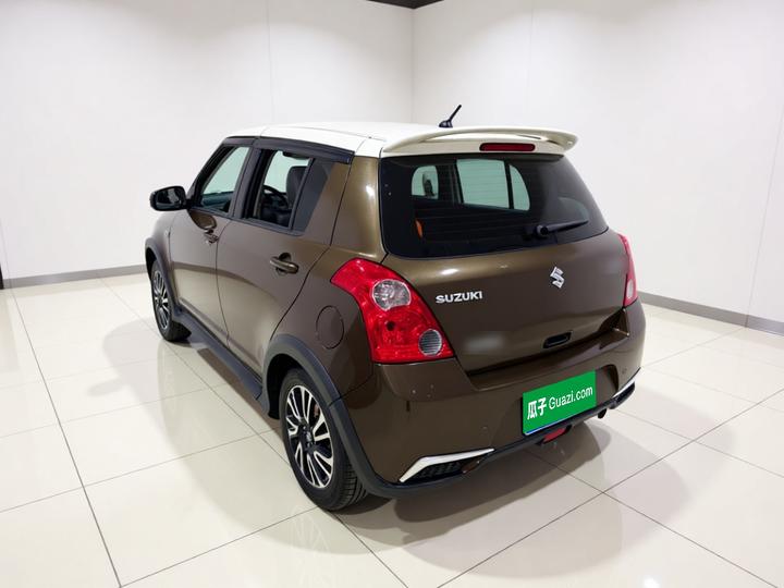 Swift 2013 1.5L MT 20 photo 4