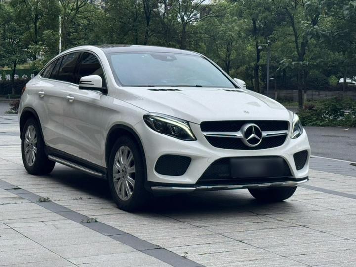 GLE Coupe 2018 GLE 320 4MATIC Coupe SUV photo 3