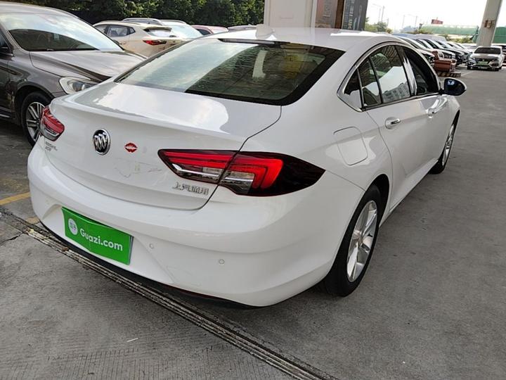 Regal 2019 20T Elite China VI photo 6
