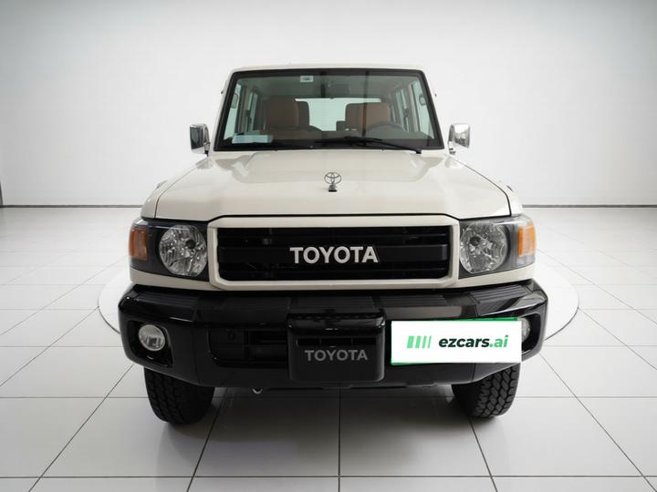 Land Cruiser Parallel Import photo 2