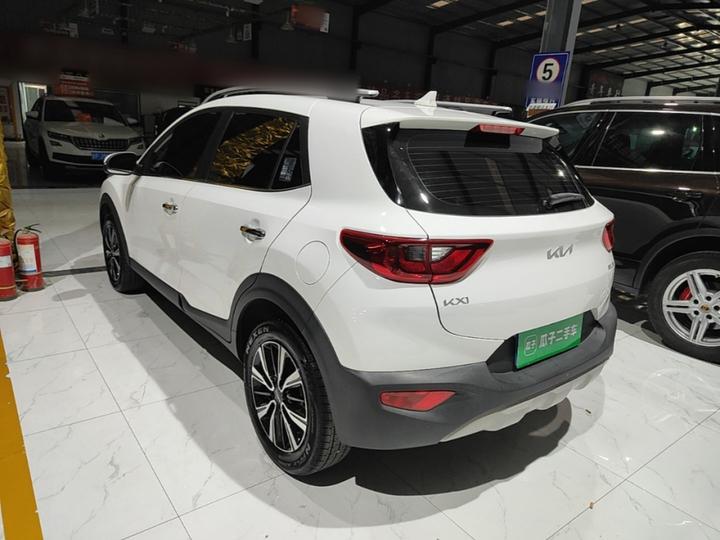 Stonic 2021 1.4L CVT photo 4
