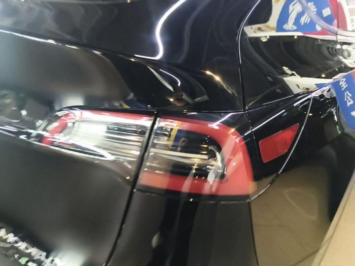 Model Y 2022 Facelift RWD photo 7