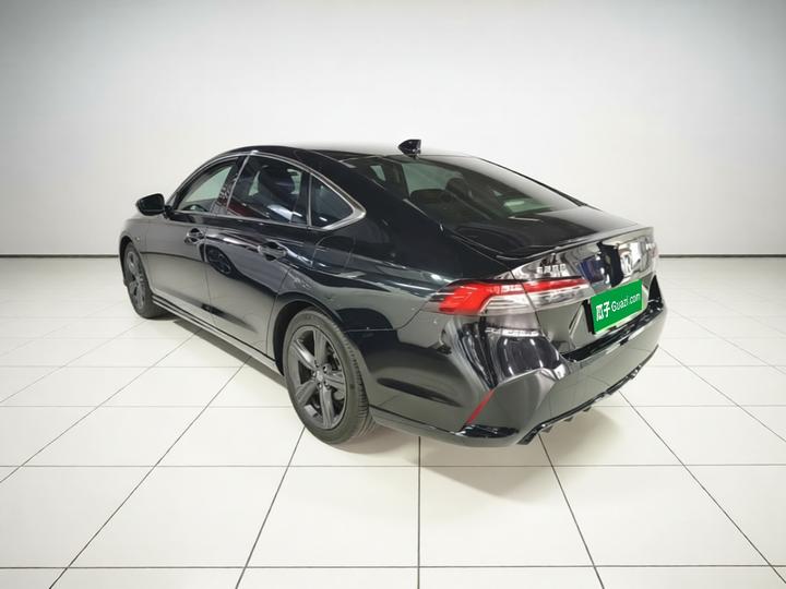 2023 260TURBO photo 4