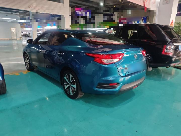 2016 1.6L CVT photo 7