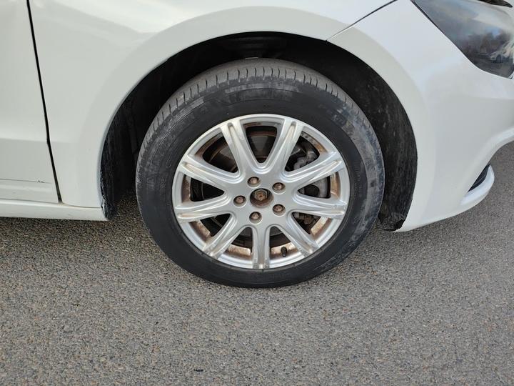 3 2018 Sedan 1.6L AT Leading photo 8